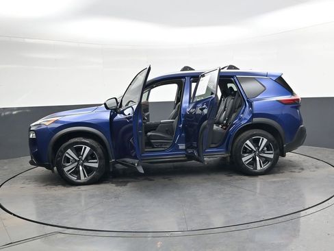 Used 2023 Nissan Rogue SL image 35