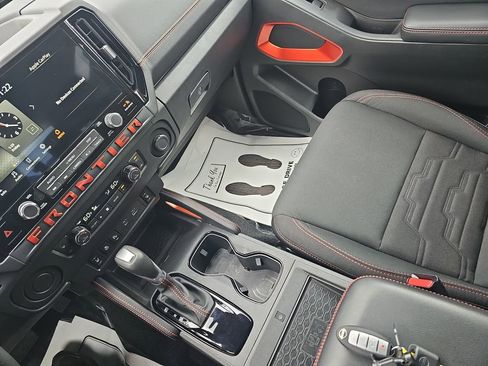 Used 2025 Nissan Frontier Pro-X w/ Pro Convenience Package image 27