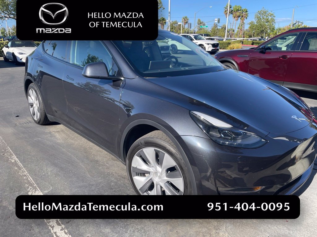 Used 2024 Tesla Model Y 2WD image 1