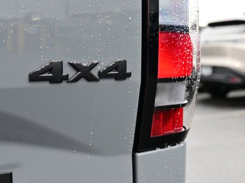 New 2026 Nissan Frontier SV image 9