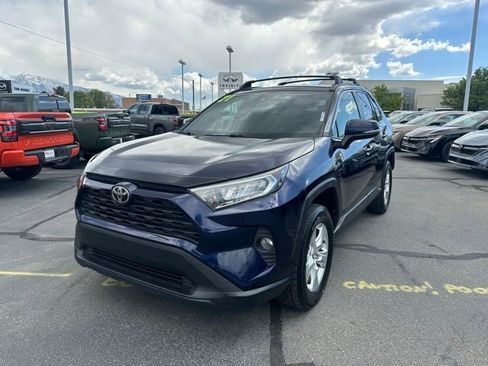 Used 2021 Toyota RAV4 XLE AWD/4WD image 4