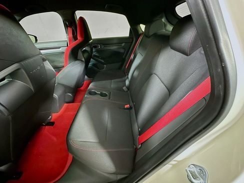 Used 2023 Honda Civic Type R image 13