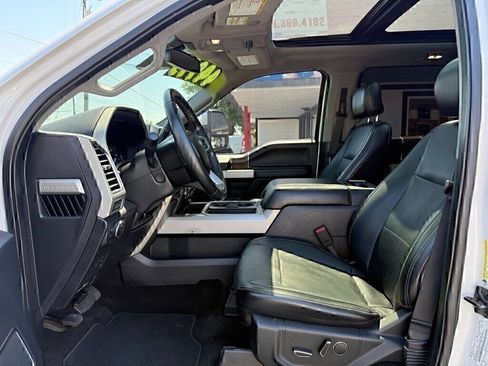 Used 2017 Ford F250 Lariat w/ Lariat Ultimate Package AWD/4WD image 12
