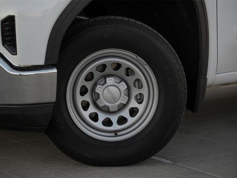 Used 2024 GMC Sierra 1500 Pro image 2