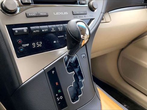 Used 2015 Lexus RX 450h FWD image 35