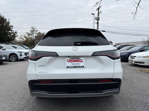 Used 2024 Honda HR-V EX-L image 4