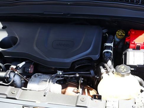 Used 2019 Jeep Renegade Trailhawk image 60