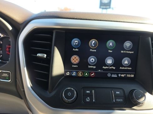 Used 2020 GMC Acadia SLT w/ Driver Alert Package II image 23