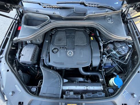 Used 2014 Mercedes-Benz ML 350 4MATIC image 35