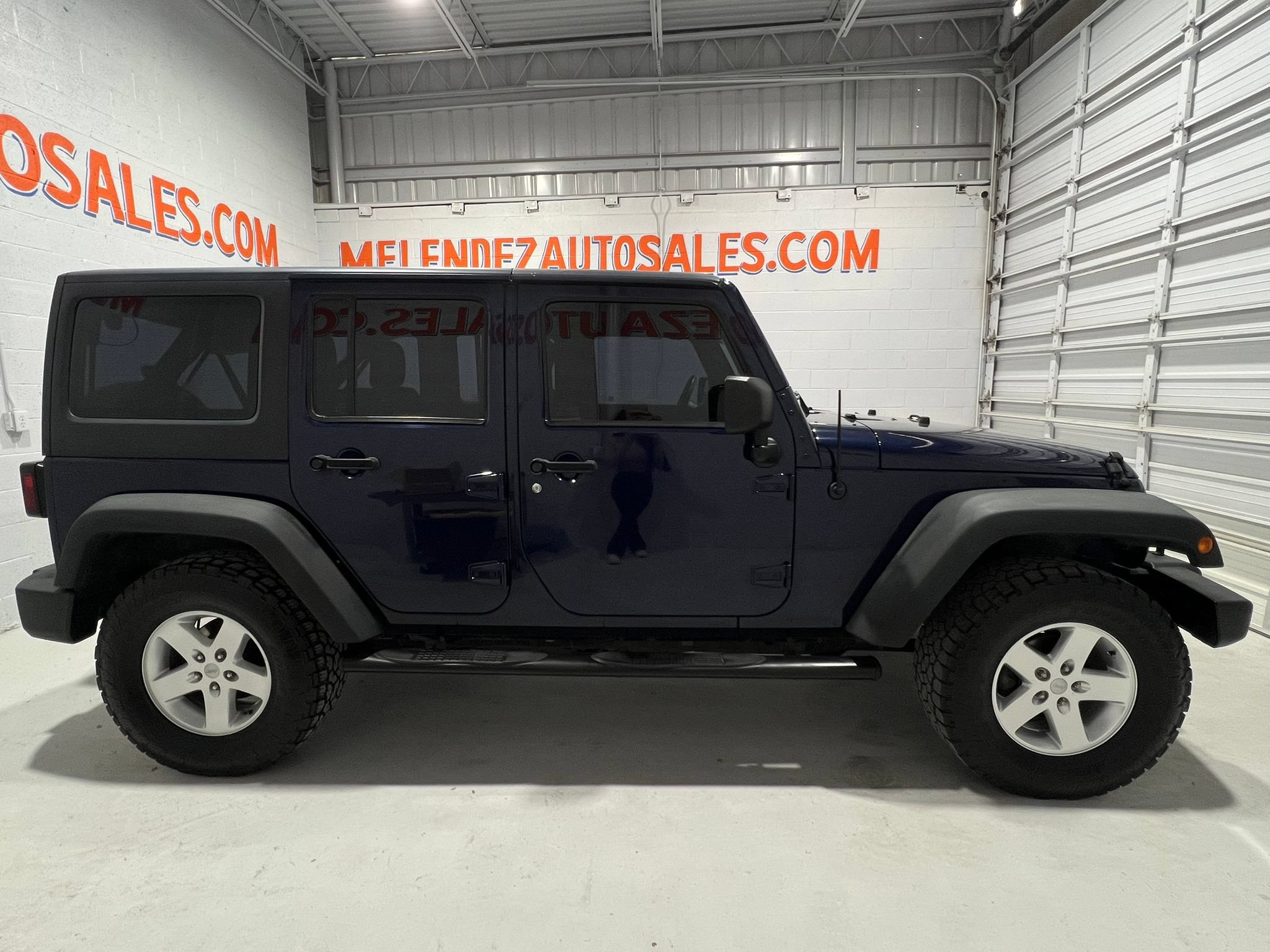 Used 2013 Jeep Wrangler Unlimited Sport w/ Connectivity Group AWD/4WD image 6