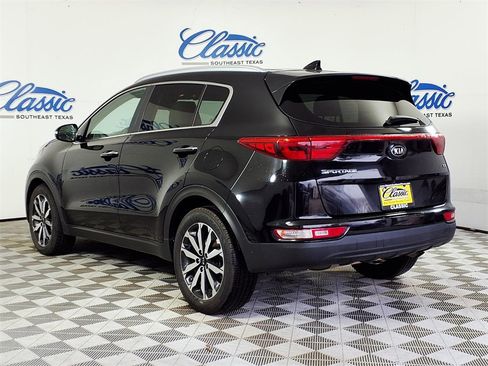 Used 2018 Kia Sportage EX image 2