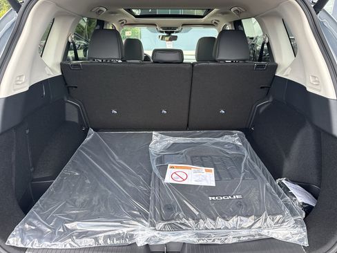 New 2026 Nissan Rogue Dark Armor AWD/4WD image 36