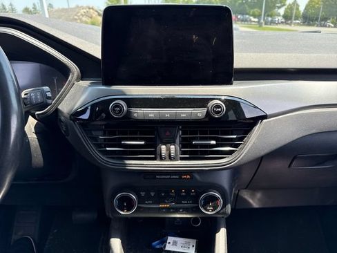 Used 2023 Ford Escape Active AWD/4WD image 24