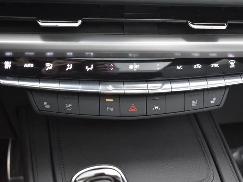 Certified 2025 Cadillac XT4 Sport image 20