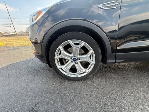 Used 2018 Ford Escape Titanium w/ Ford Safe & Smart Package image 9