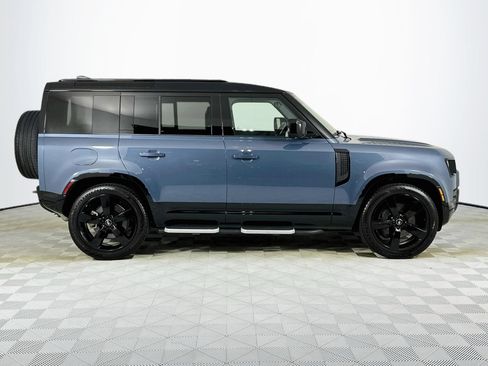 Certified 2024 Land Rover Defender 110 X-Dynamic SE AWD/4WD image 4