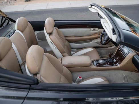 Used 2008 Lexus SC 430 Convertible RWD image 41