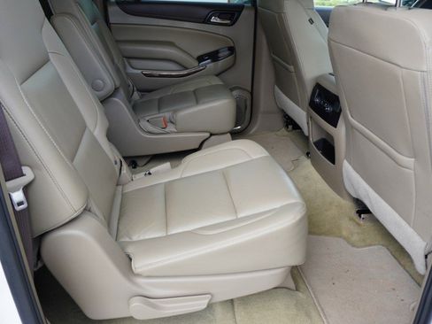 Used 2018 GMC Yukon XL SLT image 13