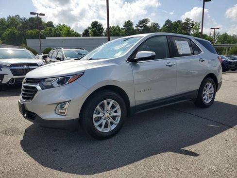 Used 2018 Chevrolet Equinox LT FWD image 3