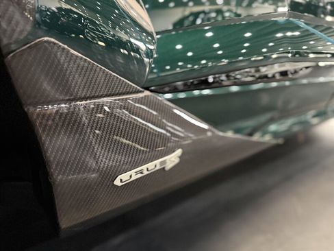 Used 2024 Lamborghini Urus S image 9