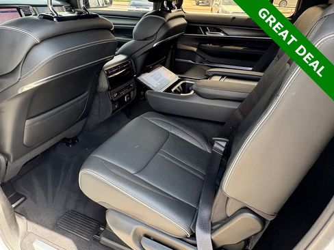 Used 2024 Jeep Grand Wagoneer Series II w/ Quick Order Packagew 28T AWD/4WD image 38