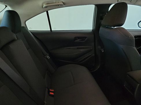 Used 2022 Toyota Corolla LE FWD image 19