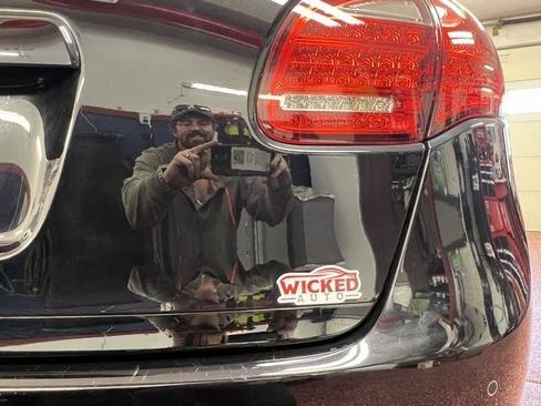 Used 2013 Porsche Cayenne S image 5