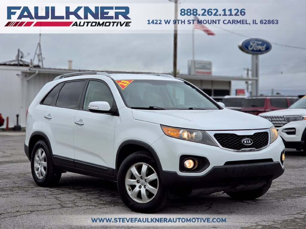 Used 2013 Kia Sorento LX w/ Convenience Pkg FWD image 1