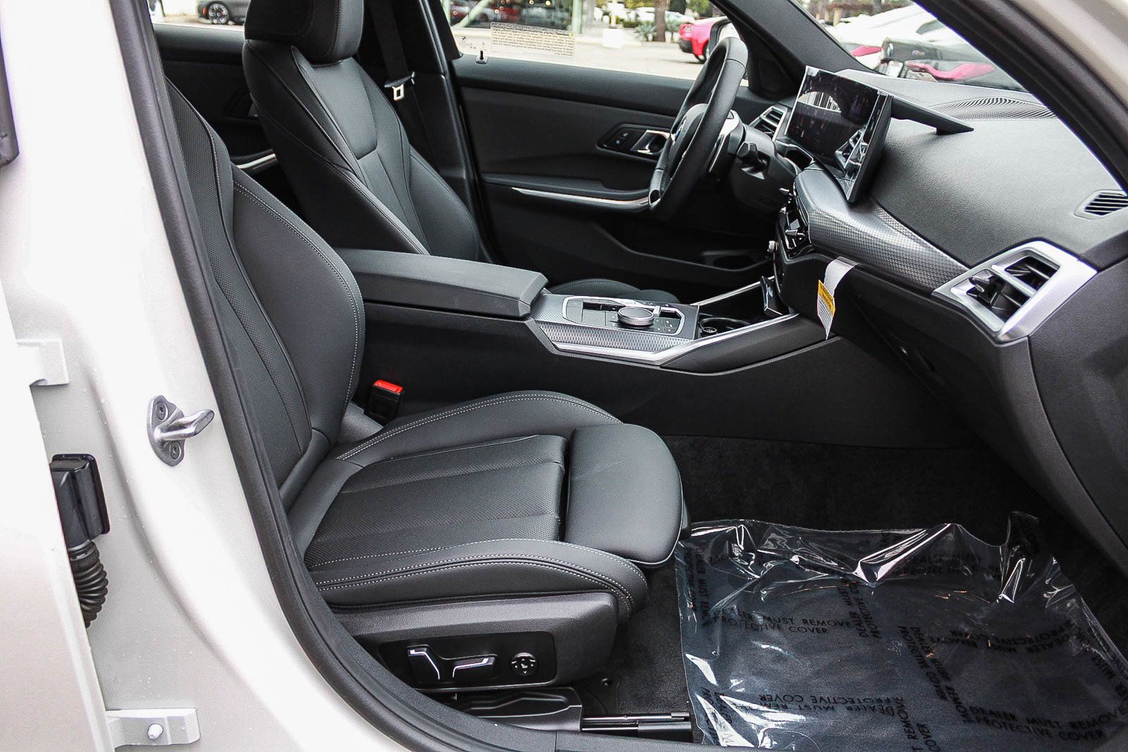 Used 2026 BMW 330i Sedan w/ Convenience Package RWD image 12