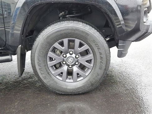Used 2021 Toyota Tacoma SR image 11