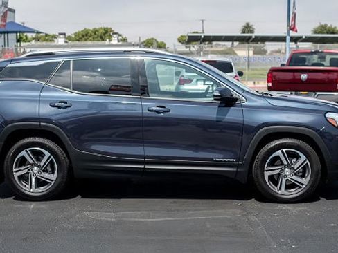 Used 2019 GMC Terrain SLT w/ Preferred Package FWD image 5