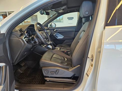 Used 2020 Audi Q3 2.0T Premium Plus w/ Premium Plus Package image 14