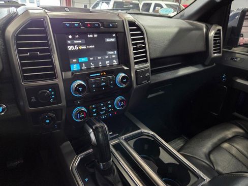 Used 2018 Ford F150 Platinum w/ Equipment Group 701A Luxury AWD/4WD image 52