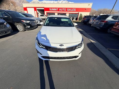 Used 2019 Kia Optima LX image 10