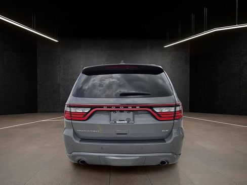 Used 2024 Dodge Durango GT RWD image 6