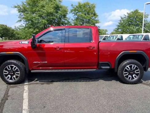 Certified 2022 GMC Sierra 2500 AT4 w/ AT4 Premium Plus Package AWD/4WD image 5