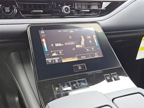 New 2026 INFINITI QX80 SPORT image 23