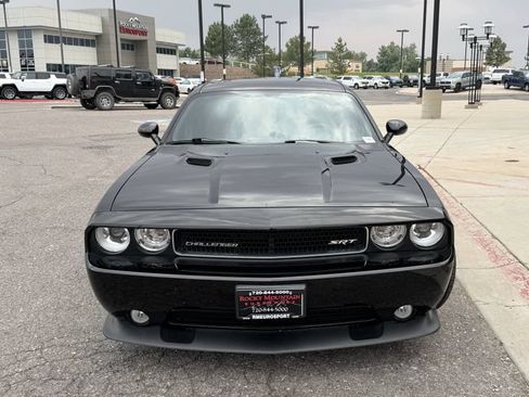 Used 2012 Dodge Challenger SRT8 RWD image 3