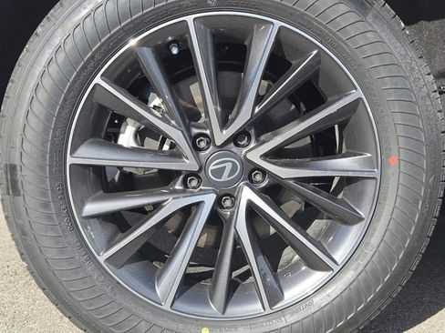 New 2026 Lexus NX 350 AWD image 31