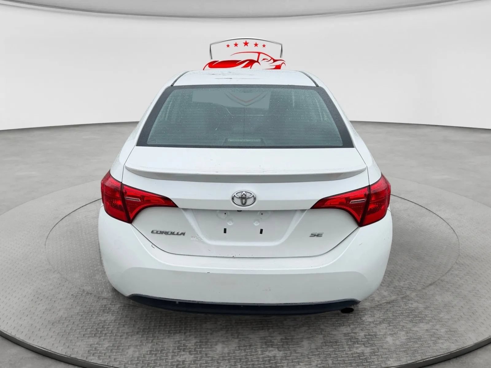 Used 2017 Toyota Corolla SE FWD image 4