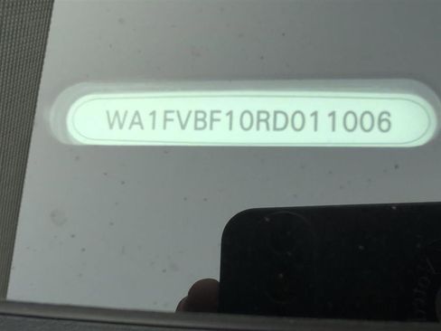 Used 2024 Audi Q8 Prestige w/ Prestige Package image 14