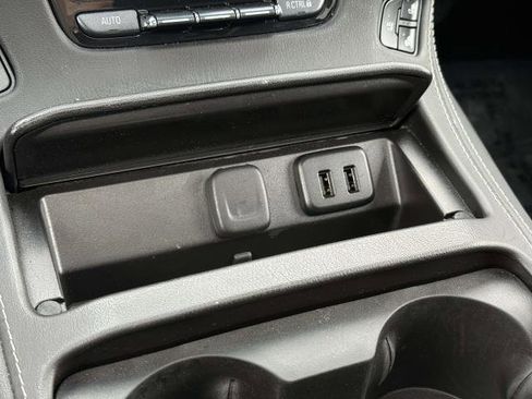 Used 2016 GMC Yukon XL Denali w/ Open Road Package image 32