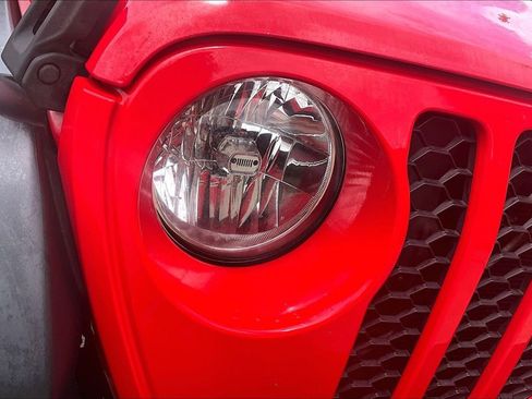 Used 2019 Jeep Wrangler Unlimited Sport S AWD/4WD image 40
