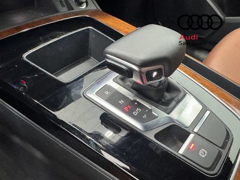 Used 2023 Audi Q5 2.0T Premium w/ Convenience Package AWD/4WD image 30