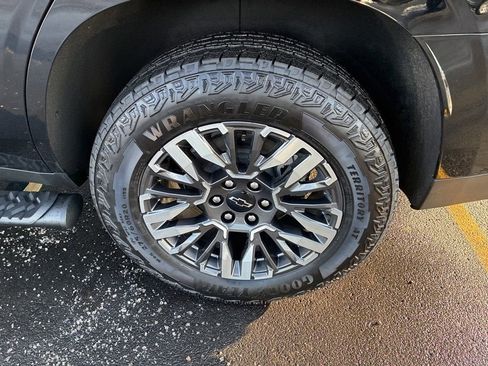 New 2026 Chevrolet Tahoe Z71 w/ Comfort Package image 43