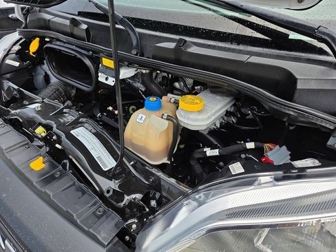 Used 2024 RAM ProMaster 2500 w/ Convenience Group FWD image 22