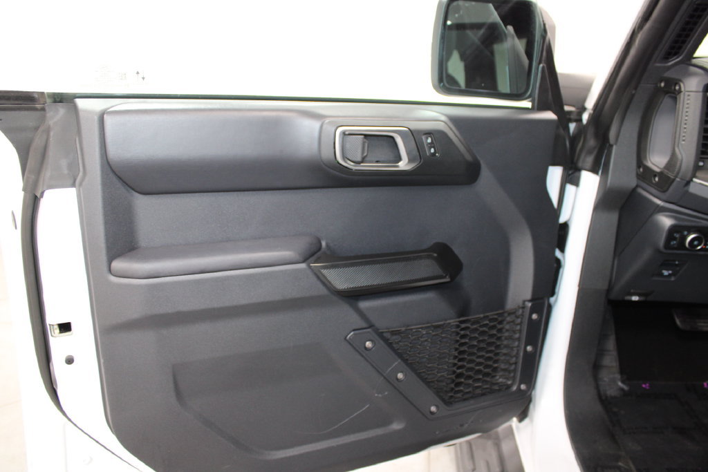 Used 2025 Ford Bronco Outer Banks AWD/4WD image 16