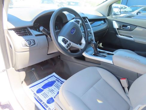 Used 2014 Ford Edge SE FWD image 11