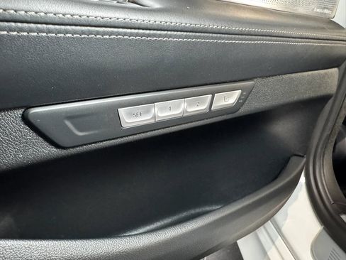 Used 2018 BMW 750i xDrive AWD/4WD image 33