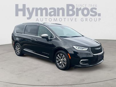 Used 2021 Chrysler Pacifica Pinnacle